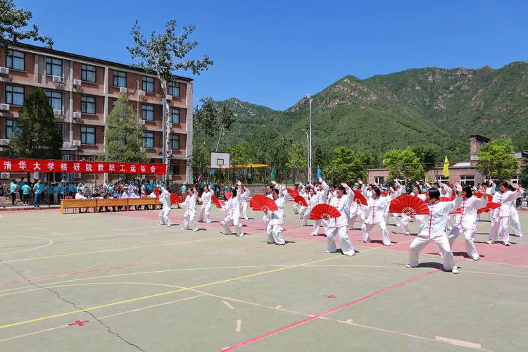 内马尔近1年多时间场下孕育2个孩子，同期场上进了1个球.